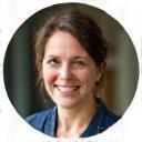 Testimonial portrait Charlotte P.